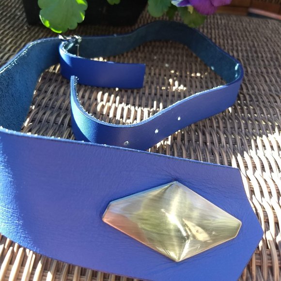 Vintage Blue Belt with Silver Accent - Picture 2 of 3